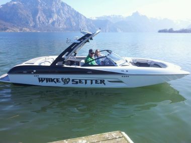 BARCA SECOND HAND 2012 MALIBU BOATS WAKESETTER MXZ 22